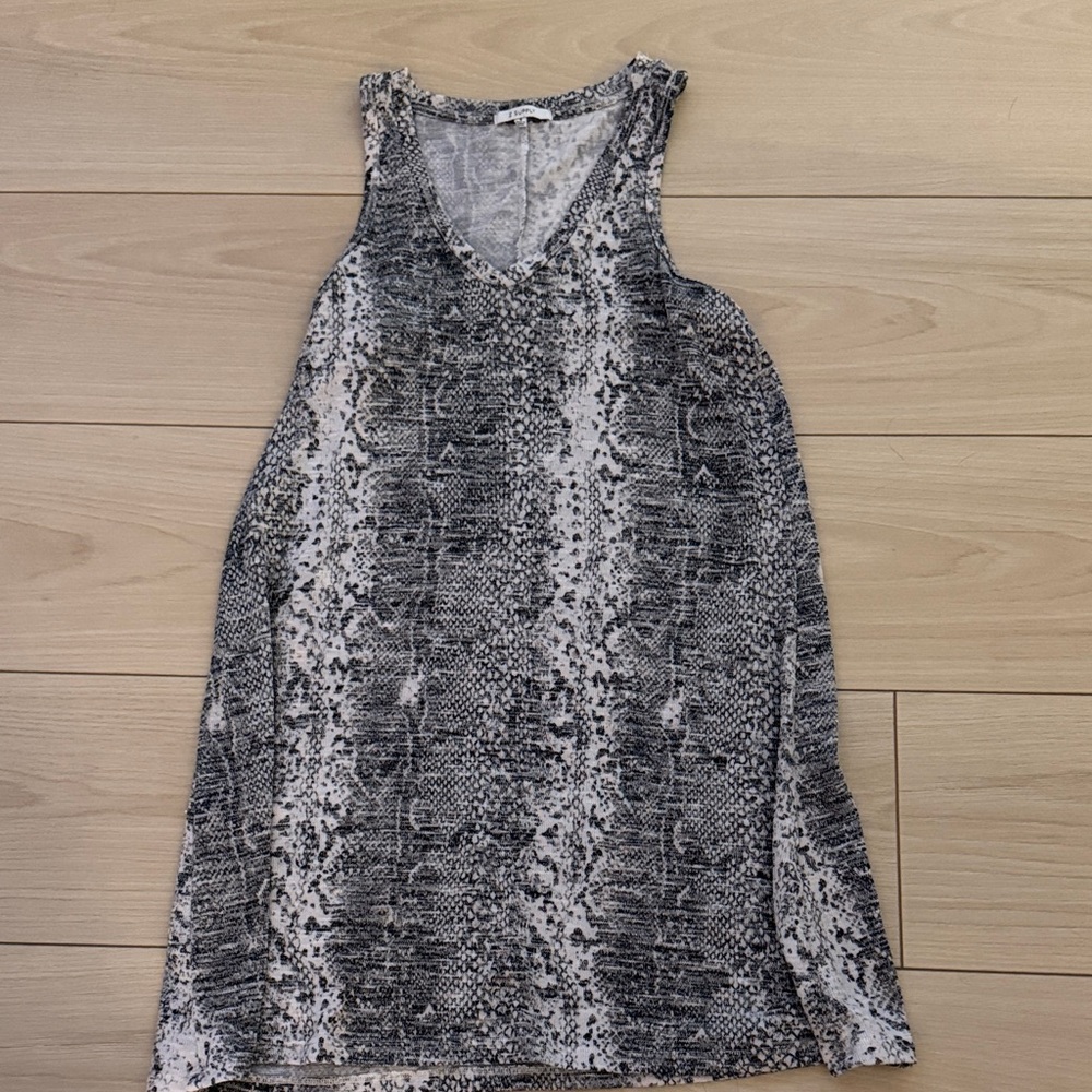 Z Supply Gray and White Knit Top